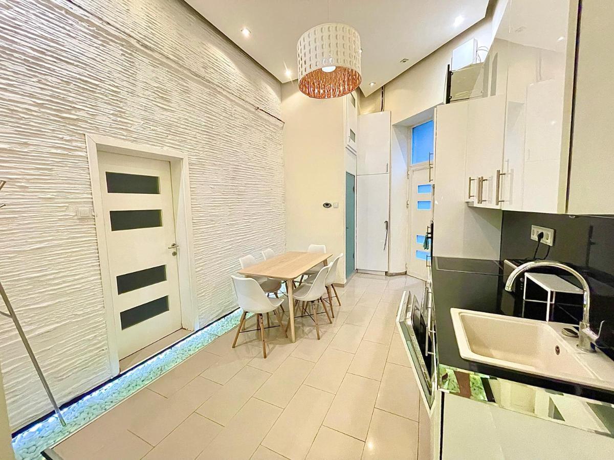 Pearl Lux Residency - Finn Sauna & Steam Room Budapest Eksteriør billede