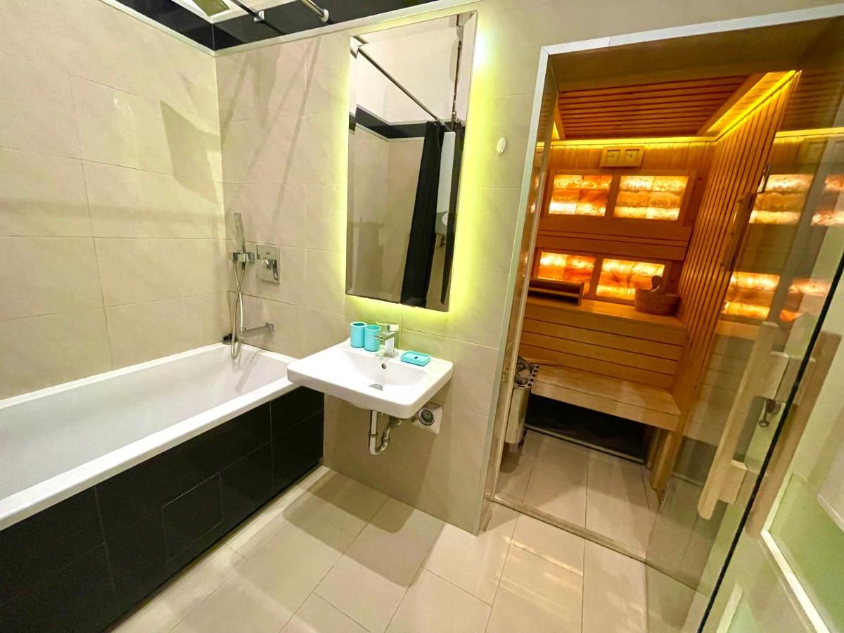Pearl Lux Residency - Finn Sauna & Steam Room Budapest Eksteriør billede